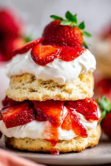 Delicious strawberry shortcake with fresh strawberries and whipped cream